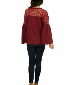 Supreme Fashion Wine Waffle Knit Top With Long Sleeves And Lace Contrast