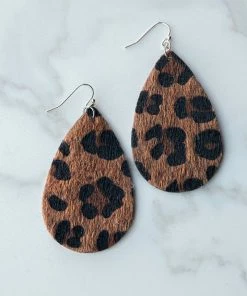 ART BOX Accessories Spice Brown Leopard Faux Fur Teardrop Earrings 11 ART BOX Accessories Spice Brown Leopard Faux Fur Teardrop Earrings