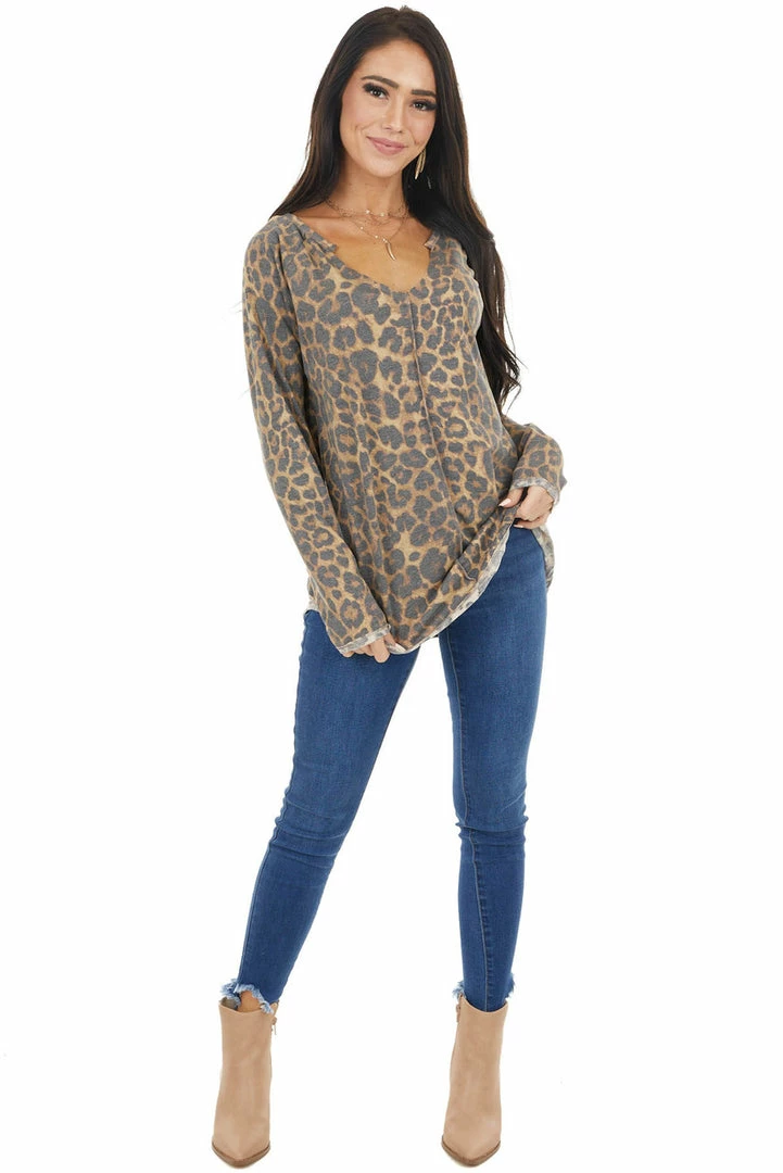 BiBi Tops Camel Leopard Print Knit Top With Reverse Stitch Details 12 BiBi Tops Camel Leopard Print Knit Top With Reverse Stitch Details
