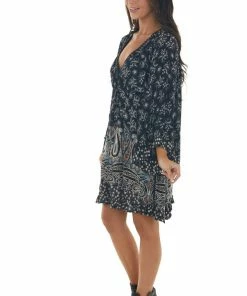 ANGIE Black Printed Plunging V Neck Short Dress Dresses