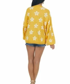 Peach Love Tops Rich Amber And Ivory Daisy Print Sweater