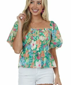 Flying Tomato Kelly Green Floral Peplum Top With Bubble Sleeves