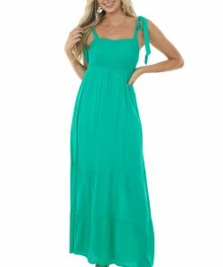 Sweet Lemon Dresses Kelly Green Tie Strap Smocked Ruched Maxi Dress 12 Sweet Lemon Dresses Kelly Green Tie Strap Smocked Ruched Maxi Dress