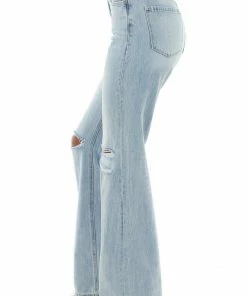 Vervet Bottoms Light Wash High Rise Distressed Knee Mom Jeans
