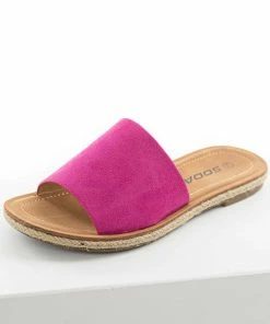 FORTUNE DYNAMIC Mulberry Faux Suede Solid Strap Sandals