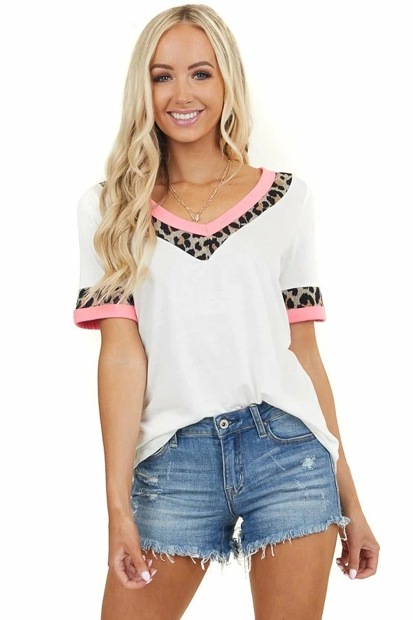 BiBi Tops Off White And Leopard Print Short Sleeve V Neck Knit Top 3 BiBi Tops Off White And Leopard Print Short Sleeve V Neck Knit Top