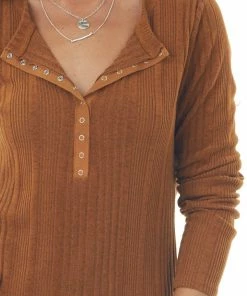 Vanilla Bay Pumpkin Spice Ribbed Textured Top With Snap Closure Buttons