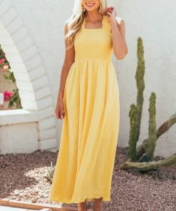 Davi & Dani Sunshine Smocked Sleeveless Woven Maxi Dress