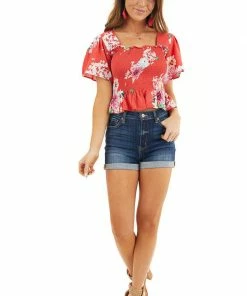 Davi & Dani Tops Tomato Red Floral Print Smocked Crop Top With Short Sleeves