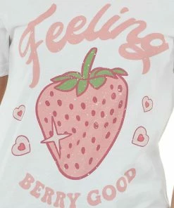 A. Blush Tops White 'Feeling Berry Good' Graphic Tee Shirt
