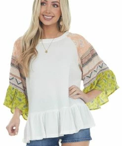 Davi & Dani White Multiprint Ruffled Hem Waffle Knit Top