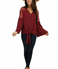 Supreme Fashion Wine Waffle Knit Top With Long Sleeves And Lace Contrast